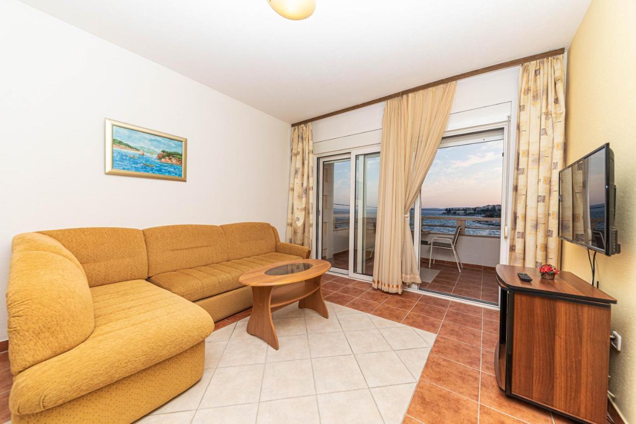 Sea View Apartments Sirena 奥库格哥恩基 外观 照片