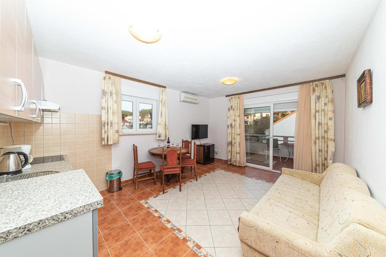 Sea View Apartments Sirena 奥库格哥恩基 外观 照片